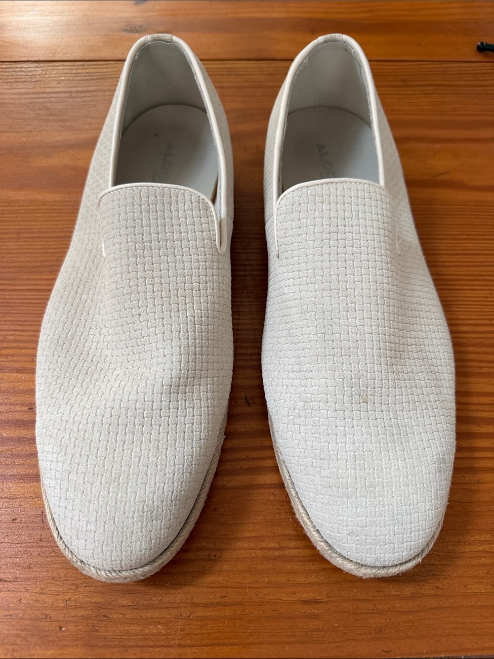 Aldo Men's Cream Textured Slip-On Loafers, size 11
